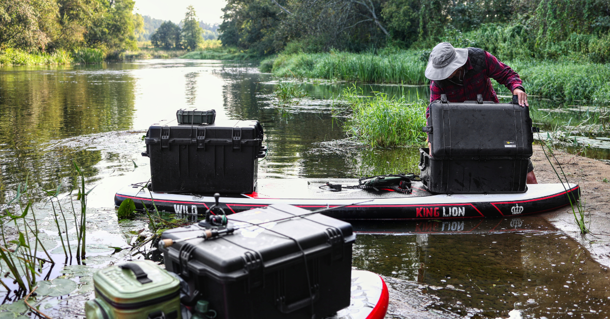 1200 x 628 px -  adventurers - boating - 12