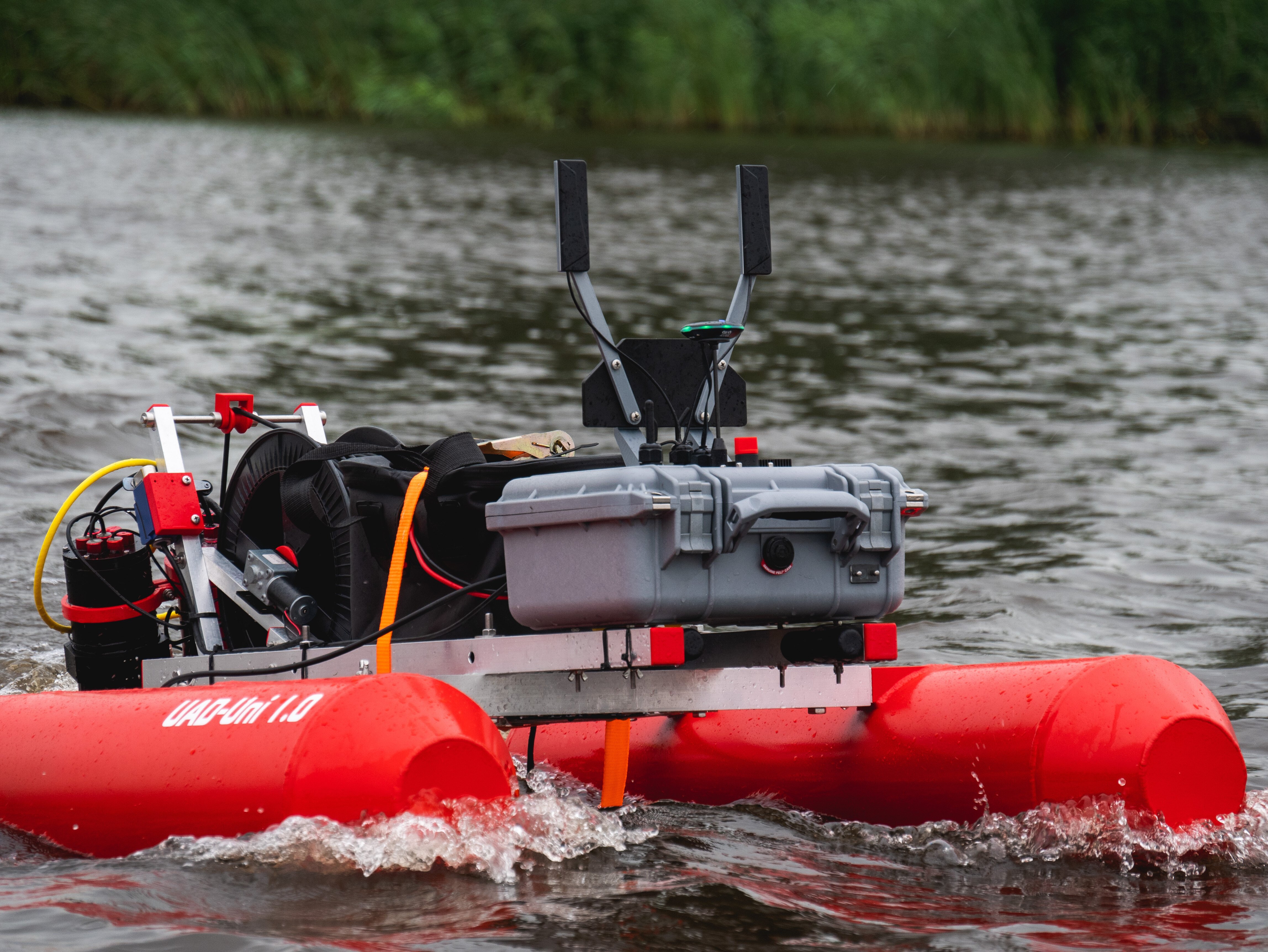 peli-case-aquatic-drone-vdf-engineering