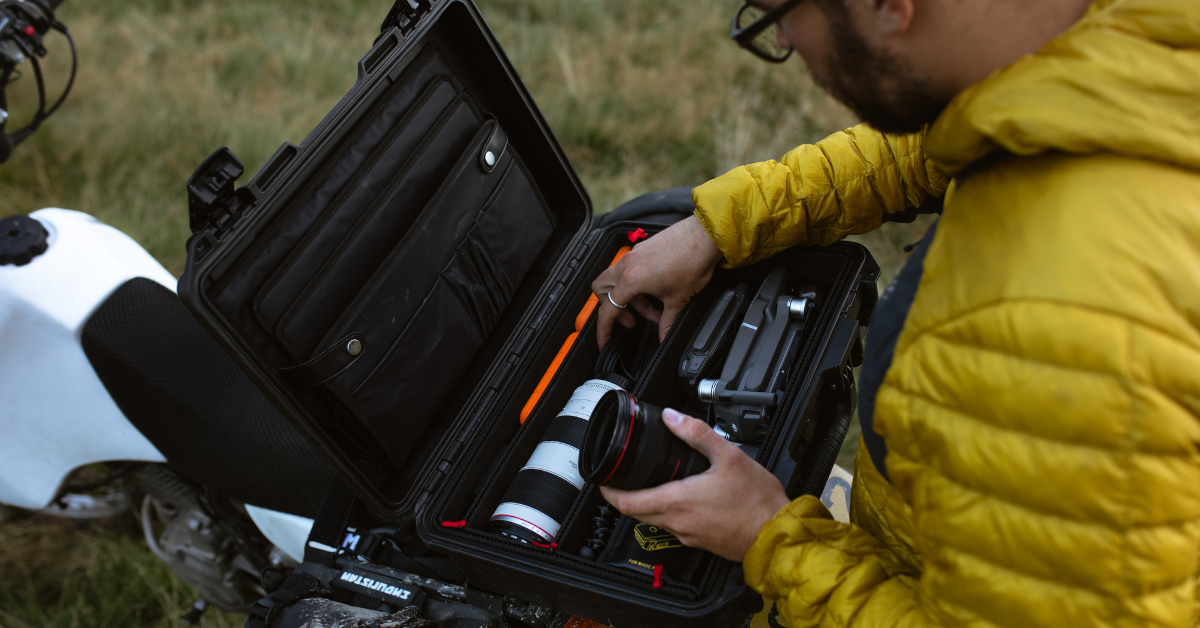 Efficient Solutions for Quick Access to Photography Equipment